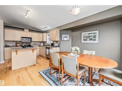 20 HARVARD PLACE photo 15