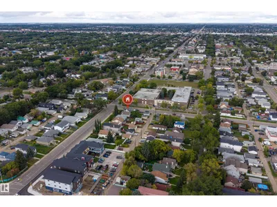 11549 82 ST NW photo 36