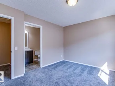 #15 8304 11 AV SW photo 27