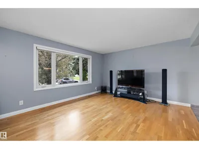 13304 73 ST NW photo 12
