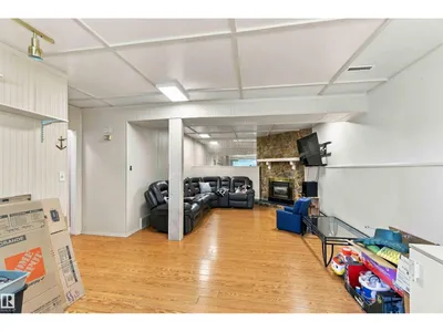 14612 115 Street NW photo 42