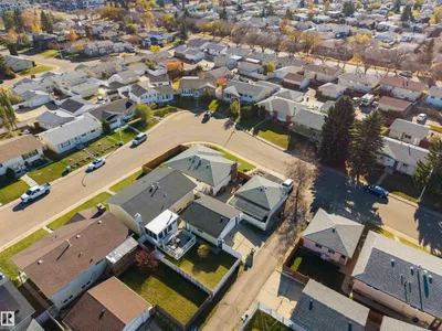 14612 115 Street NW photo 58
