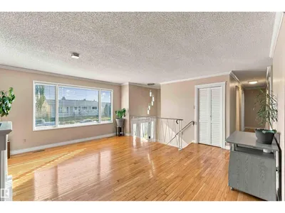 14612 115 Street NW photo 9