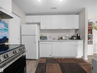 #134 2703 79 ST NW photo 21