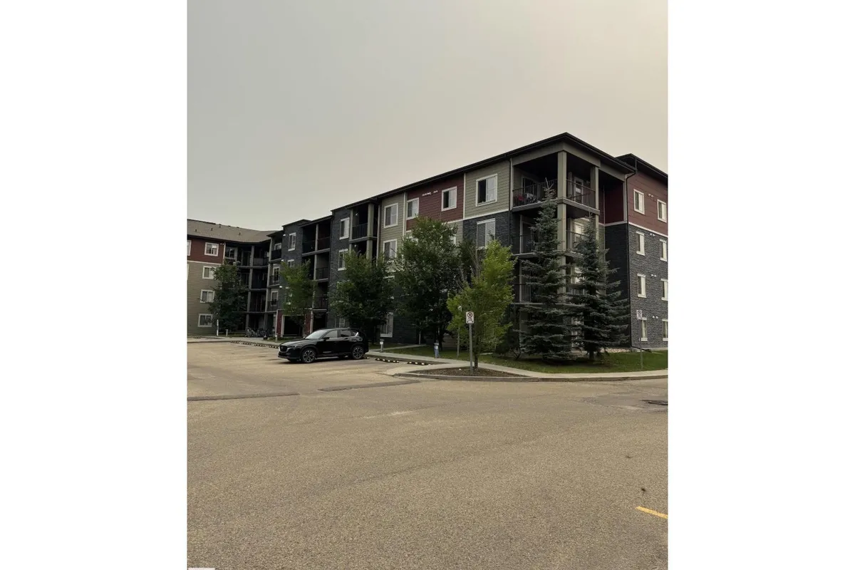 303 James Mowatt TR SW exterior