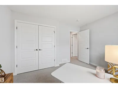 2520 206 ST NW photo 35