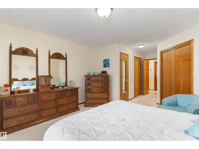 #5 17418 98A AV NW photo 26
