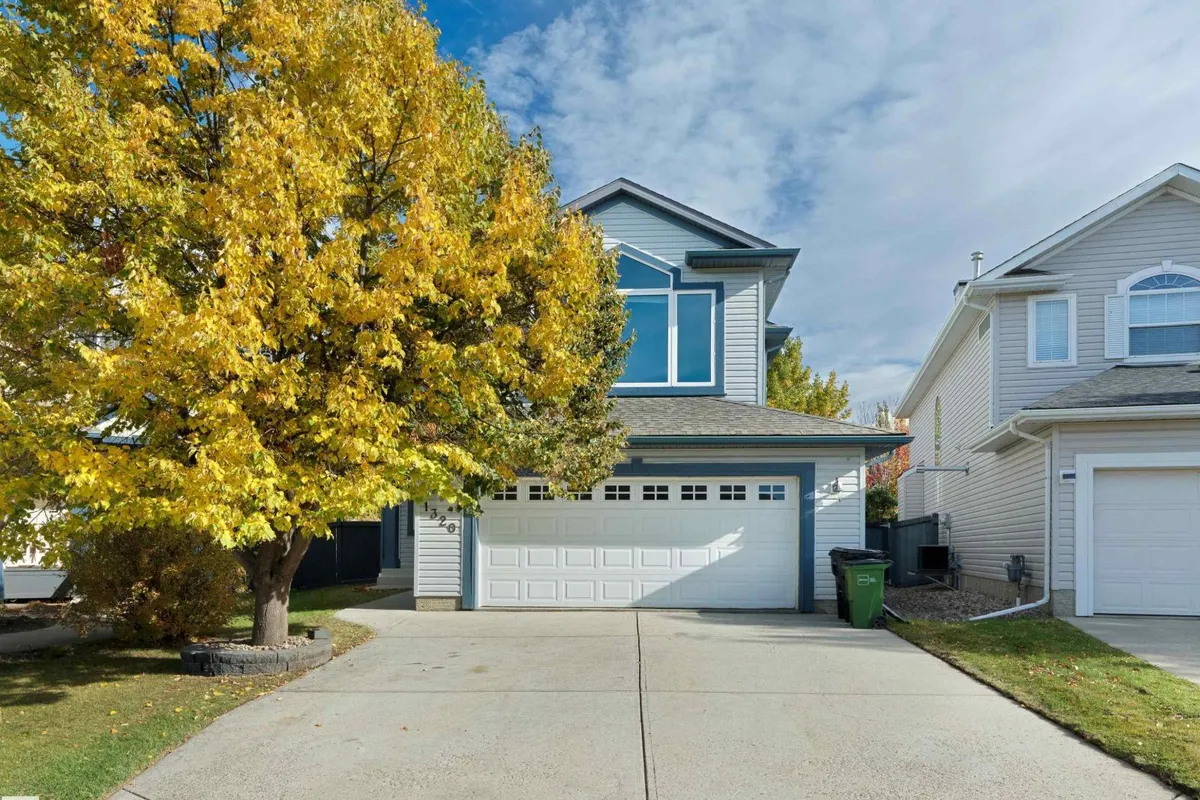 1320 BARNES CL SW exterior