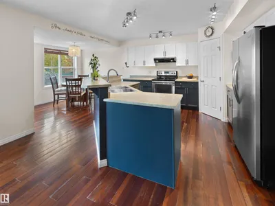 1320 BARNES CL SW photo 13