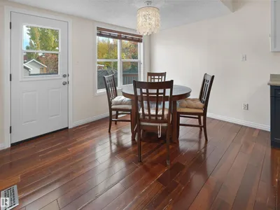 1320 BARNES CL SW photo 15