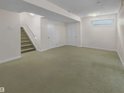 1320 BARNES CL SW photo 28