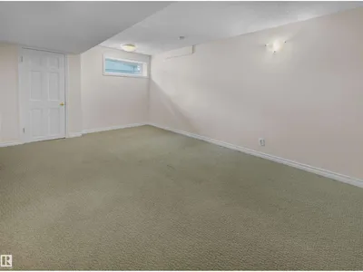 1320 BARNES CL SW photo 29