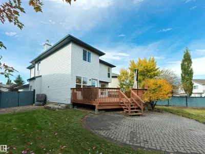 1320 BARNES CL SW photo 34