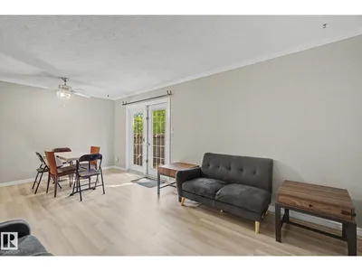 304 SPRUCE GL photo 16