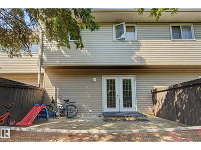 304 SPRUCE GL photo 39