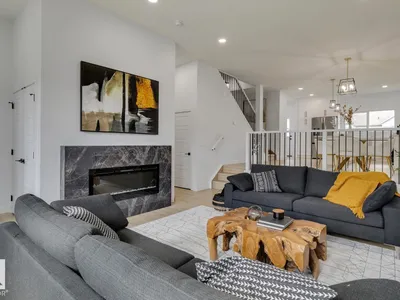 10249 92A AV NW photo 5