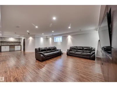 2327 FREZENBERG AV NW photo 41