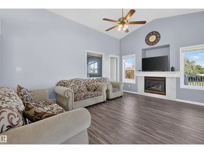 16311 89 ST NW photo 21