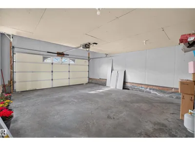 16311 89 ST NW photo 38