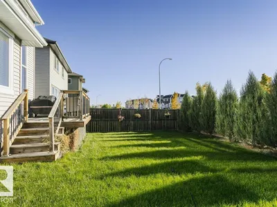 1327 158 ST SW photo 35