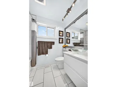 12045 64 ST NW photo 17