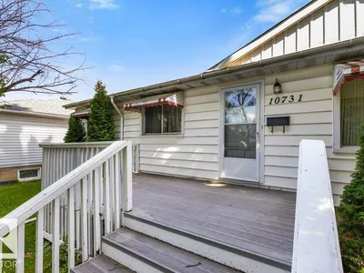 10731 148 ST NW photo 4