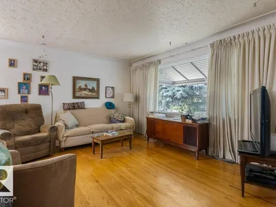 10731 148 ST NW photo 8