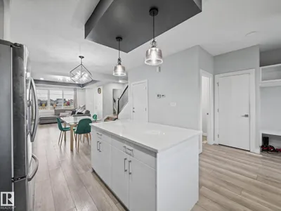 20625 99B AV NW photo 16
