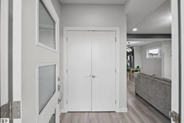 20625 99B AV NW photo 2