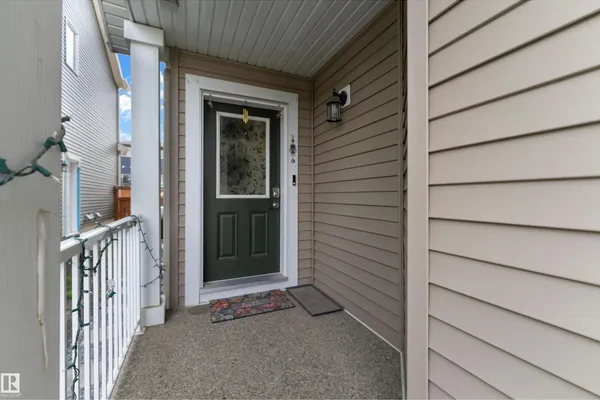 5230 KINNEY PL SW photo 2