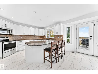 88 HIGHLAND WY photo 6