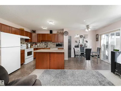 2309 27 AV NW photo 12