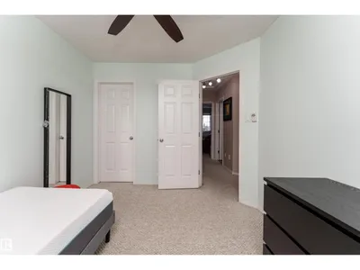 2309 27 AV NW photo 23