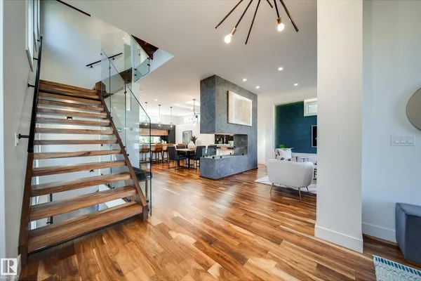 44B VALLEYVIEW CR NW photo 3