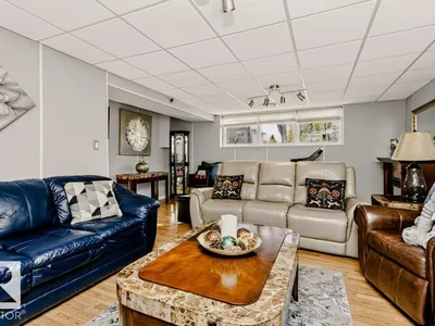 9610 93 AV photo 27