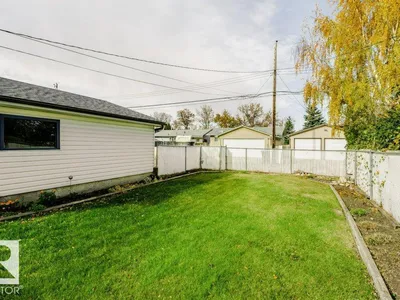 9610 93 AV photo 48