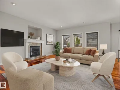 4704 160 AV NW photo 8