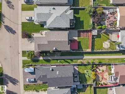 4704 160 AV NW photo 46