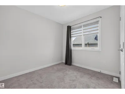 9314 107A AV NW photo 17