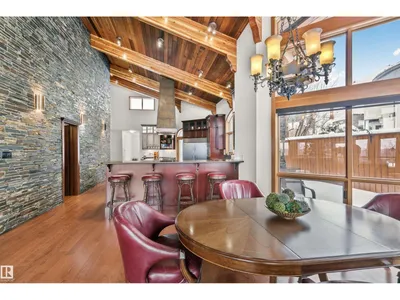 12 WELLINGTON CR NW photo 25