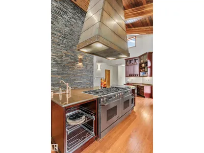 12 WELLINGTON CR NW photo 38