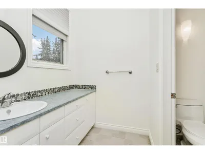 12 WELLINGTON CR NW photo 57