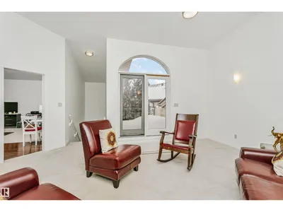 12 WELLINGTON CR NW photo 52