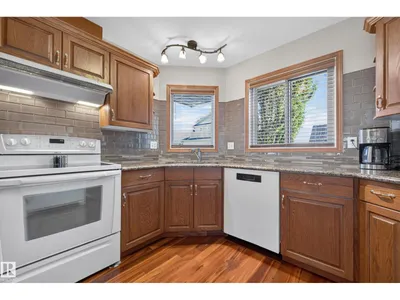 #20 65 CRANFORD DR photo 16