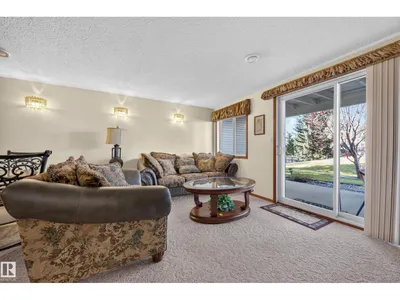 #20 65 CRANFORD DR photo 40