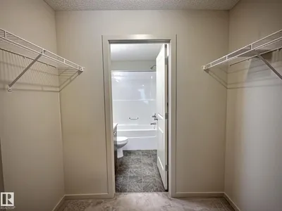 #106 508 Albany WY NW photo 10