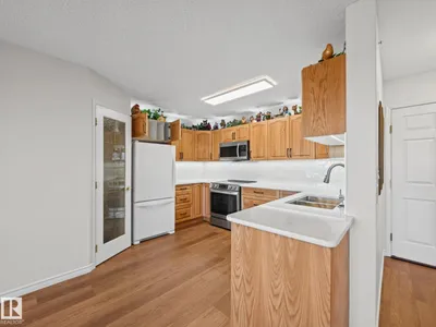 #404 69 CRYSTAL LN photo 10