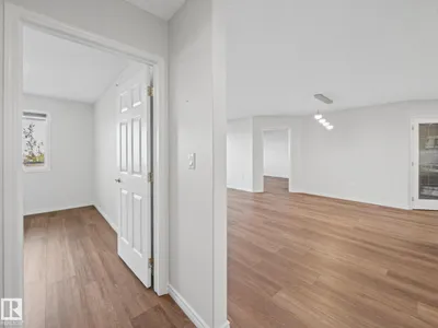 #404 69 CRYSTAL LN photo 17