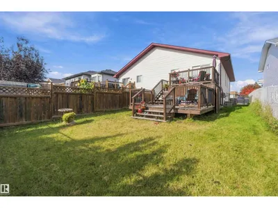 497 KANANASKIS DR photo 32