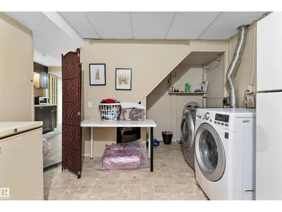 5406 55 ST photo 24
